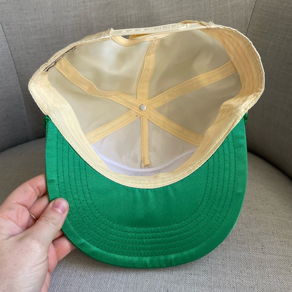 NWOT Urban Outfitters Souvenir Satin Tiger Hat - Picture 4 of 8